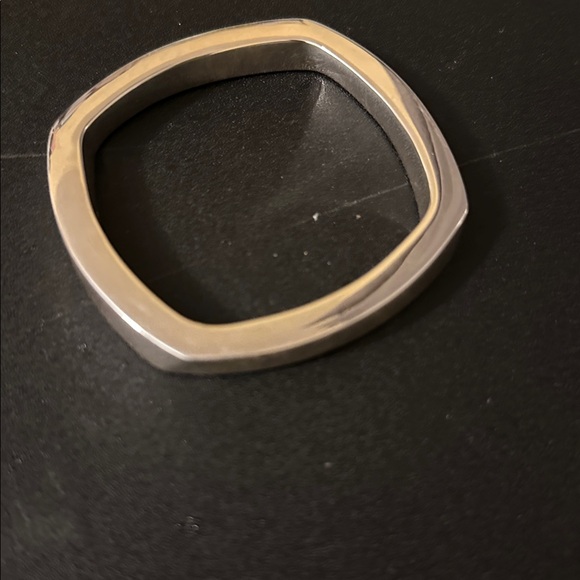 Silver Square Ring - Picture 3 of 3